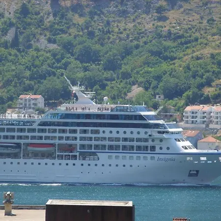 Apartments Dakovic Kotor Exterior photo